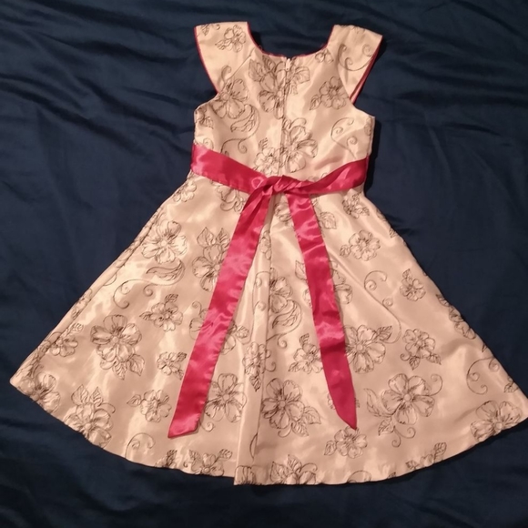 Girl's dresses - Picture 2 of 4